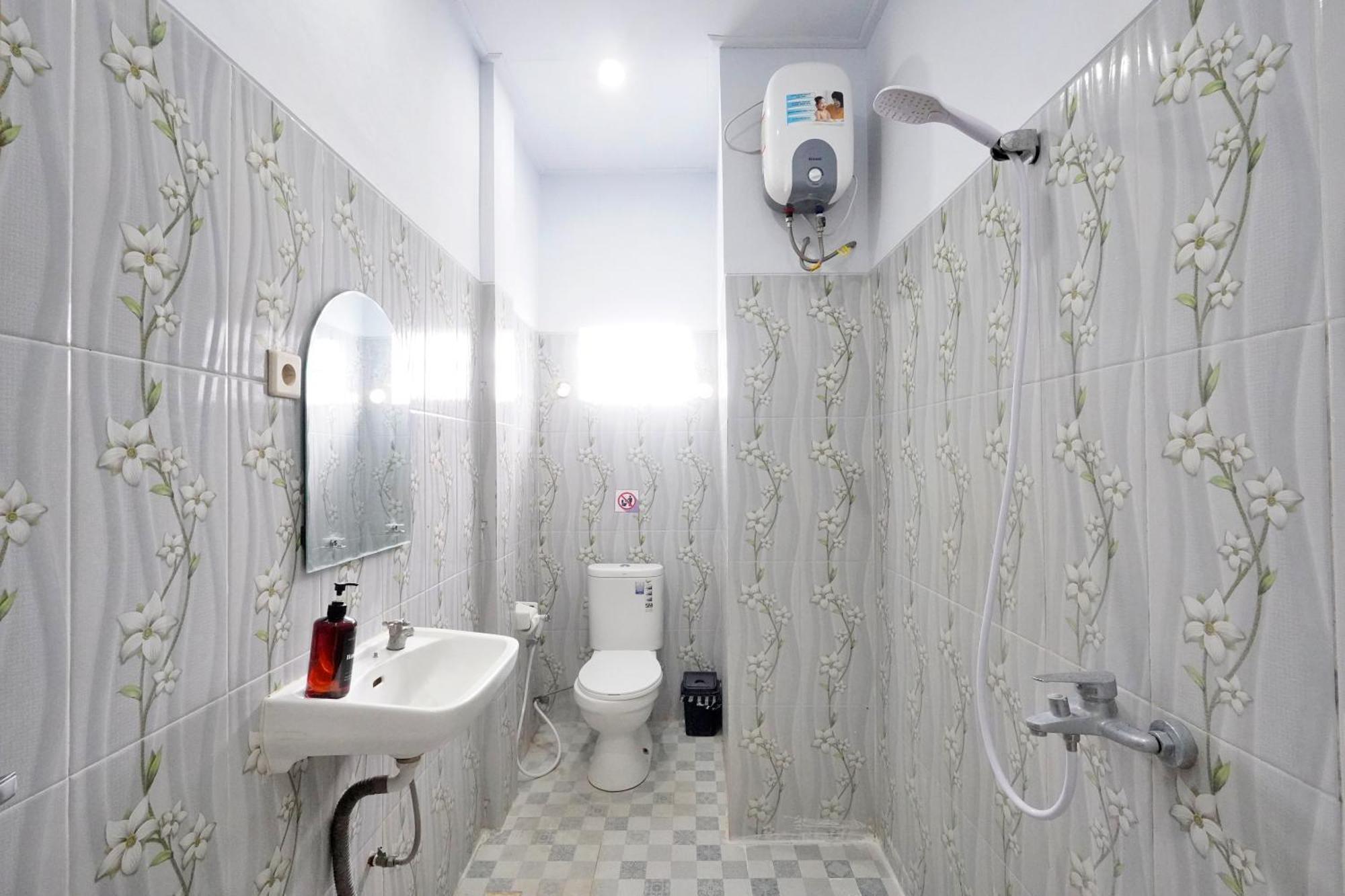 Kamar Kodel2 * Seminyak (Bali)